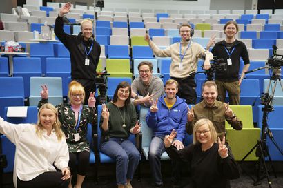 Eemeli ja Tiina tekevät Oulun kaupungin työelämäohjelmaa nuorille: ”Hyvässä tiimissä hullustakin ideasta tulee jotain oikeaa”