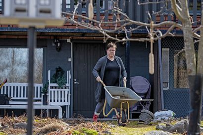 Saija Kinnusen puutarhanhoitoperiaate: Puutarhasta ei pidä repiä ressiä vaan hyvää oloa