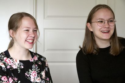 14-vuotiaat Minea ja Katri lähtivät 500 kilometrin päähän kesätöihin siivoamaan hotellihuoneita – he kannustavat muitakin nuoria tarttumaan eteen tuleviin mahdollisuuksiin