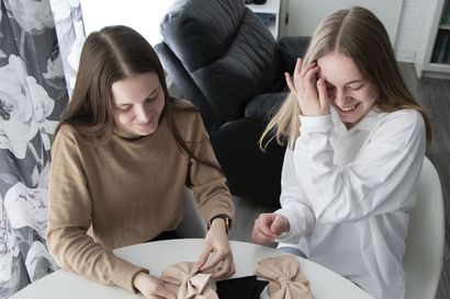 Alexiina ja Emma sanovat kyllä yrittäjyydelle – Silmu NY valittiin Pohjois-Suomen parhaaksi perusasteen NY-yritykseksi