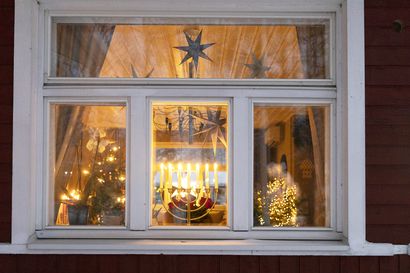 Tunnelmaa tulvillaan – Katso kuvia kodista, jossa joulu näkyy, tuoksuu ja maistuu