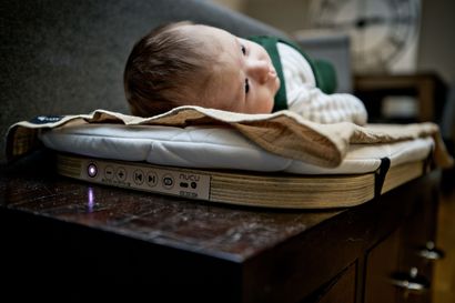 Vauvalle hyvä olo ja parempi uni – oululaisfirma tarjoaa rauhoittavaa keksintöä lapsiperheille