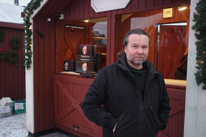 Olli Levaniemi loihti tiernapoika-aiheisen lautapelin: "Olen ihastunut Ouluun aivan täydellisesti, tämä on aivan uskomattoman hieno paikka tarinankertojalle"
