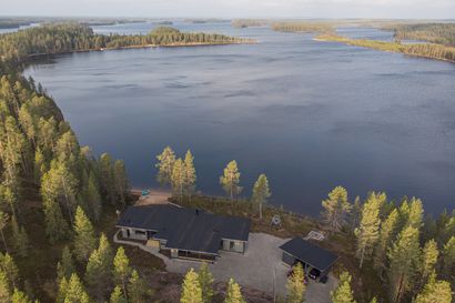 Rentoutumispaikka järven kainalossa – Posion Yli-Suolijärven rannalla sijaitseva Villa Kallas tarjoaa hienot puitteet mökkilomailuun