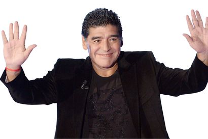 Diego Maradona jatkaa valmentajauraansa Argentiinassa: "Jumala"