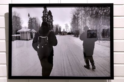 Laura Juntunen pystytti Subutex-valokuvanäyttelyn: "Yhteiskunnallista keskustelua päihdehoidoista on lisättävä"