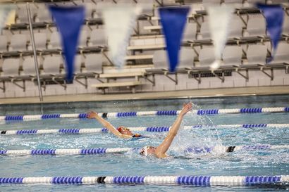 Suomen parhaat nuoret uimarit kilpailevat viikonloppuna Oulussa ikäkausimestaruusuinneissa – Raksilan uimahallissa nähdään lähes 400 uimaria