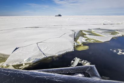 Jäänmurtajille on Perämerellä vielä töitä – jäätalvi jatkuu merellä, rantajäät alkavat kuitenkin jo haurastua