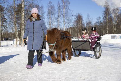 Kävimme seuraamassa talviloman viettoa Oulun Nallikarin talvikylässä ja kauppakeskus Valkean uudessa nuorisotilassa – "Mielestäni Oulussa ei ole tarpeeksi tekemistä nuorille loma-aikana"