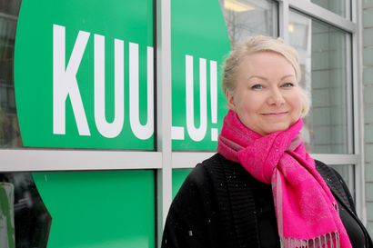 Oululainen someammattilainen Jonna Muurinen kokeili TikTokia ja jäi itsekin koukkuun – "Ikärajat ovat siellä hyvästä syystä"