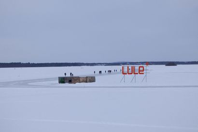 Oulun kaupunginhallitus tekee matkan Luulajaan kuukauden päästä