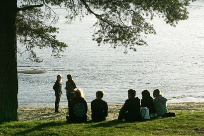 Suomessa nuorten odotetaan itsenäistyvän varhain, mutta kukaan ei itsenäisty kestävästi yksin