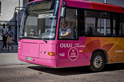 Oulun joukkoliikenne on nyt jopa 80 prosenttia enemmän ajoissa, kun Oulun Taksipalvelut on korvattu uusilla liikennöitsijöillä – OTP:n entisiä kuljettajia työllistetty kesän aikana runsaasti