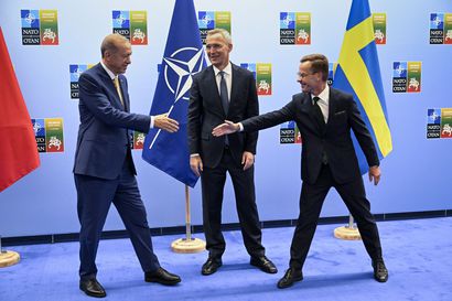 Kommentti: Erdoğanin sarjalypsy tuotti tulosta ja Ruotsi kiittää – yli 200 vuotta sotilaallisesti liittoutumattomana pysynyt Ruotsi seuraa Suomea Natoon