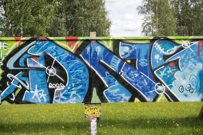 Uusi graffitiseinä nousee suuremmaksi ja kuivemmalle alustalle kuin edeltäjänsä – Kuusamon keskustan alueelle suunnitteilla oleva seinä suunnitellaan yhdessä nuorten kanssa