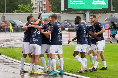 AC Oulun Daoussi maalasi uransa ensimmäisen ja Coffey kauden kymmenennen, tunteet kuumenivat pelin päätyttyä