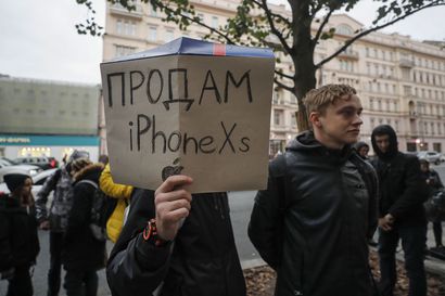 Uusin iPhone käy kaupaksi ennätystahtia pakote-Venäjällä – länsituotteiden saatavuutta selittää Putinin laki, joka siunaa tuonnin ilman valmistajan lupaa