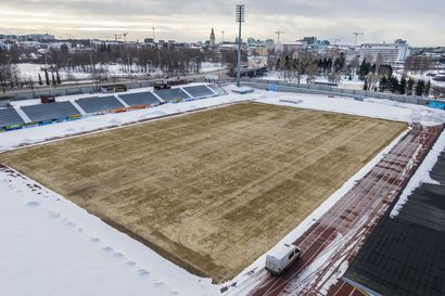 AC Oulu ei pysty pelaamaan ensimmäistä kotiotteluaan Raatissa nurmen huonon kunnon vuoksi – Seura joutuu siirtämään tapahtuman todennäköisesti Vaasaan, Rovaniemikin ilmoitettu varakentäksi