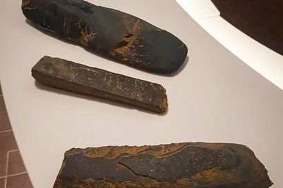 Perunapellosta nousi kolme kivikautista esinettä – Jarmo Tirroniemi teki löydön Rovaniemen Tapionkylässä