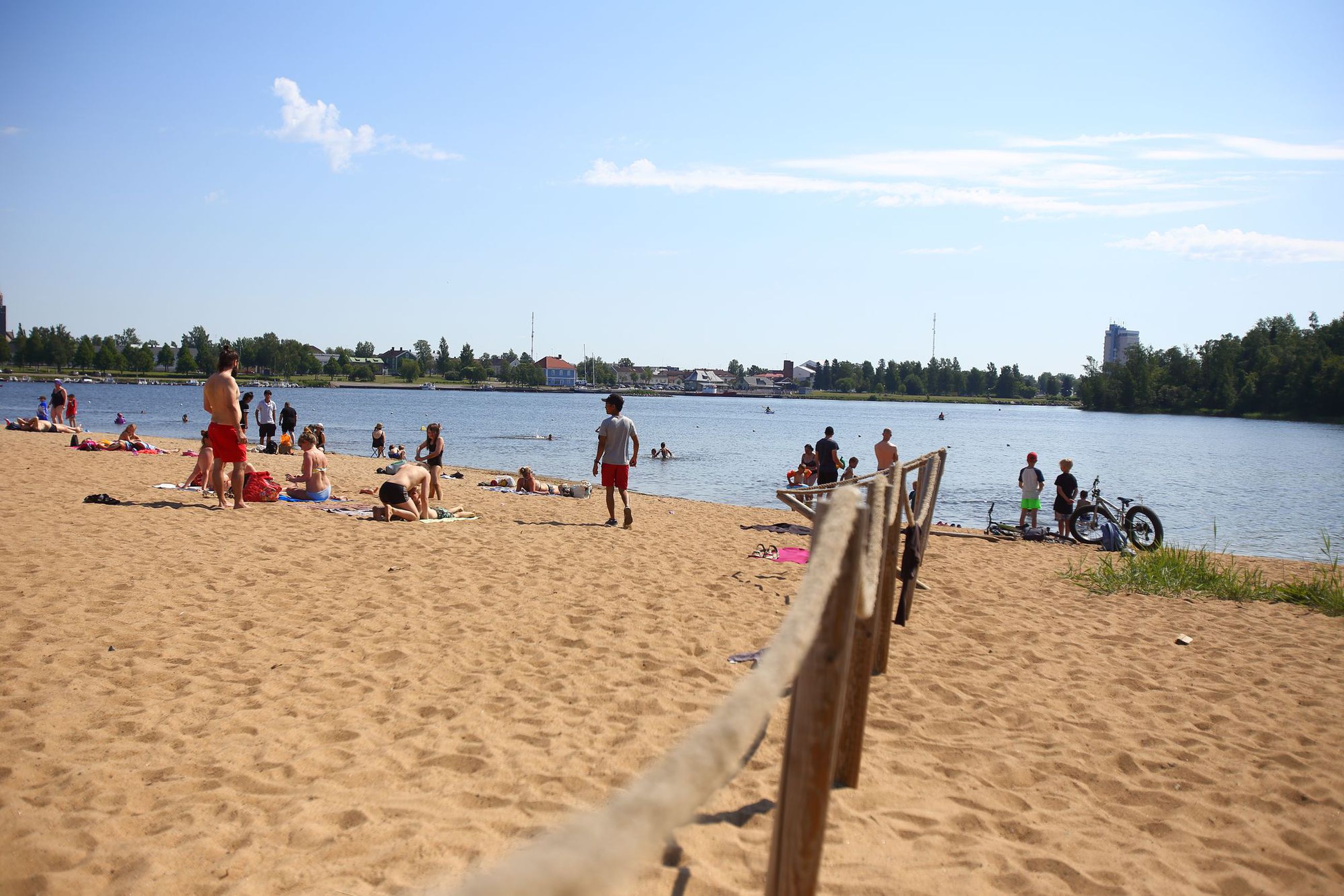 Suomen kesä oli tavanomaista lämpimämpi – lämpötila kipusi hellelukemiin 40  päivänä | Kaleva