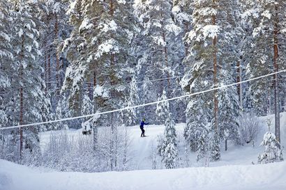Hiihtomajalla käy nyt kova kuhina – Raahen Seutu seurasi hiihtäjien elämää tavallisena talvipäivänä