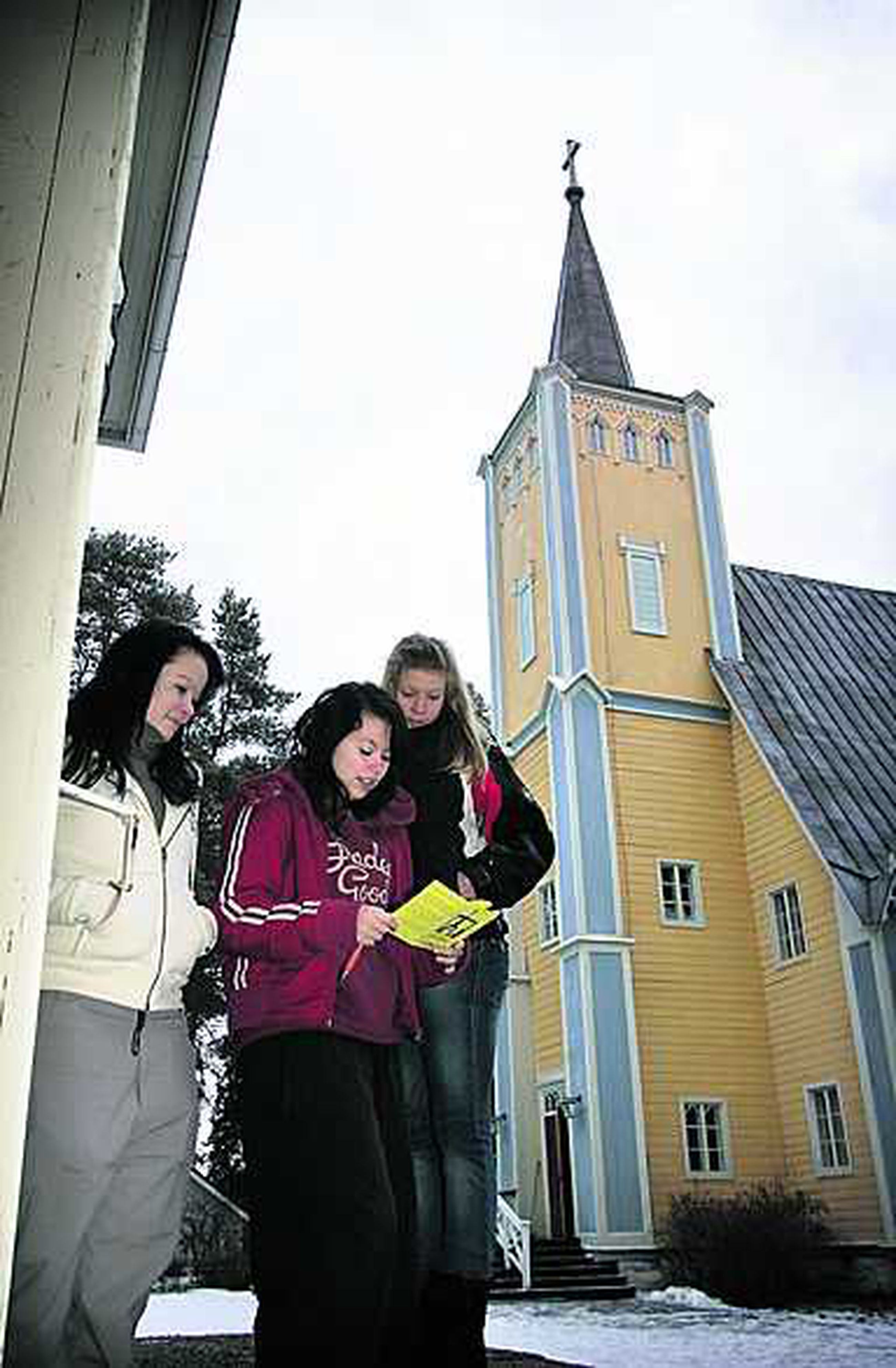 Muhoksella Oulun seudun vanhin puukirkko | Kaleva