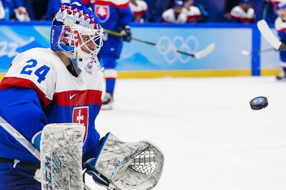 Slovakia olympiavälieriin – Kärppien ex-tähtivahti torjui Yhdysvallat rankkarikisassa, Tepsin Juraj Slafkovsky maalasi jälleen