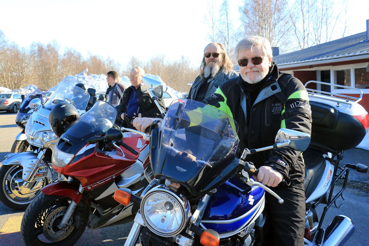 Motoristit ovat taas liikkeellä Meri-Lapissa – 70 vuotta täyttävä Tornion  moottorikerho on järjestänyt vappuparaateja 1970-luvulta alkaen. | Lapin  Kansa