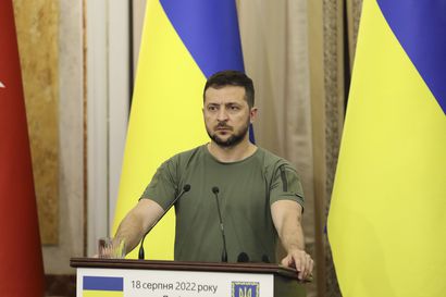 Presidentti Zelenskyi varoittaa Venäjän saattavan asettaa ukrainalaissotilaita oikeuden eteen Ukrainan itsenäisyyspäivänä