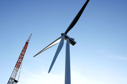 Kohta Suomessa pyörii jo lähes 400 tuulivoimalaa ilman verorahaa, ja suunnitelmissa on tuhansia lisää – Professori: "Suomikin tulee olemaan voimakas sähkönviejä"