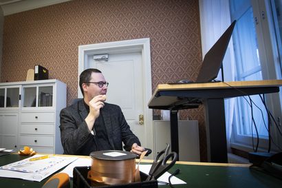 Pekka Tuomikoskelta ilmestyy tietoteos, joka tiivistää Ukrainan historian kolmeen varttiin – Myös venäläinen klassikkoteos Valkoliljojen maa Suomi sai uuden painoksen