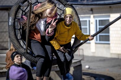 Ukrainalaislapset pääsivät Raahessa koulun penkille – mutta millaiset tunnelmat siellä on?