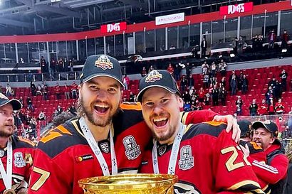 "Ei voinut kuin toivoa parasta" - KHL-mestaruutta juhliva Ville Pokka istui jäähyllä kolmannen erän lopussa