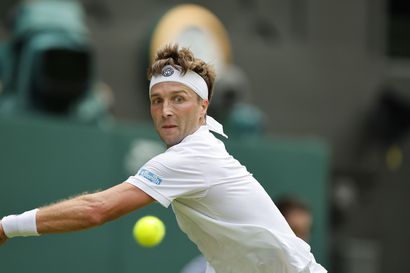 Yllätystulos Wimbledonissa – villikorttilainen Liam Broady lähetti Norjan Casper Ruudin katsomoon