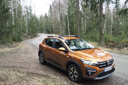 Autotoimittaja Kari Pitkänen koeajoi hyvän ja halvan: romanialainen Dacia Stepway tekee autonostajan unelmasta melkein totta