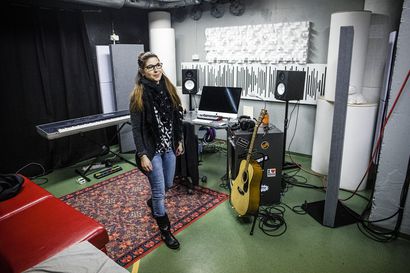 Rovaniemi uudistaa nuorisokeskus Mondea musiikkitaloksi – avajaisten tähtivieraana hevibändi W.A.S.P:n kitaristi