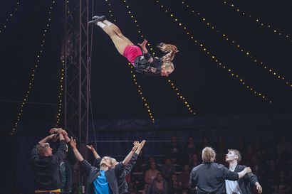 Rovaniemeläinen Saarni Sirkus kiertää tänä kesänä ensimmäistä kertaa ympäri Suomea – torstaina sirkus pysähtyy kuudeksi päiväksi Kempeleeseen