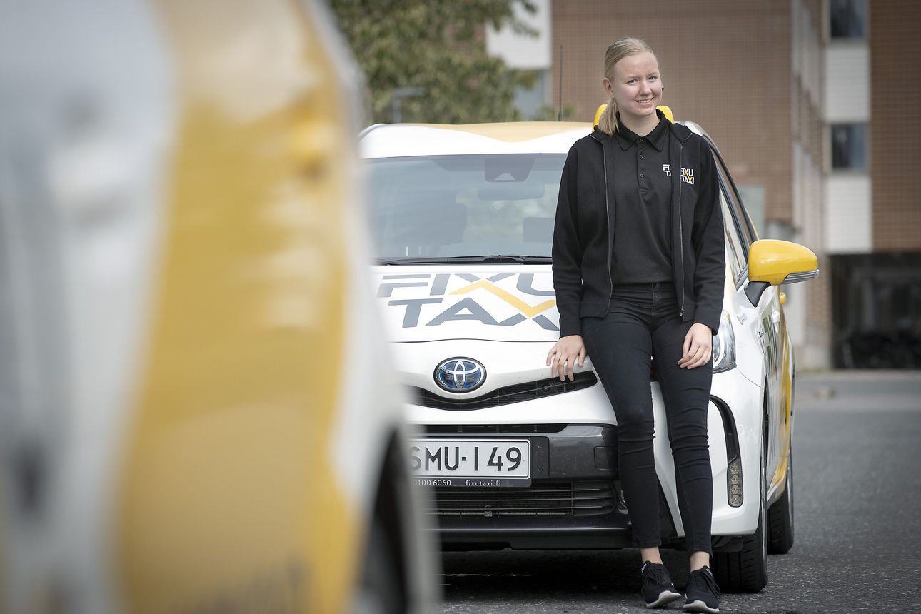 Puku päällä kuljetettavia premium-takseja, 50 hybridiauton laivue ja  tiukempaa hintakilpailua – näin Oulun taksiliikenne muuttuu | Kaleva