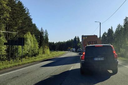 Kantatie 86 saa uuden asvaltin Oulaisten ja Ylivieskan välillä: Työt alkoivat maanantaiaamuna Ylivieskasta