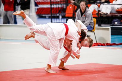 Vuodesta 1973 asti yhtäjaksoisesti järjestetty Haru-shiai kerää judoväen Jääliin – Kaleva näyttää 50-vuotisjuhlakisat suorana lähetyksenä