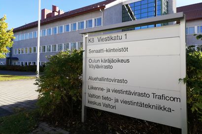 Oulun käräjäoikeus tuomitsi toimittaja Tommi Parkkosen sakkoihin Junes Lokkaan kohdistuneesta kunnianloukkauksesta