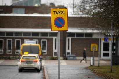 Traficom perui lähes sata taksiliikennelupaa Pohjois-Pohjanmaalla – ammattipätevyys tai y-tunnus jätetty hankkimatta ajoissa