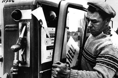 Vanhat kuvat: Pohjoisen huoltoasemilla hinta on kirpaissut  ennenkin – bensamittari rikottiin Oulusalossa