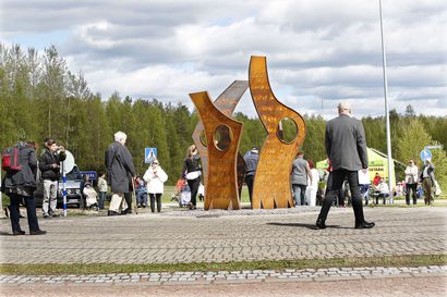 Risto Immosen Runo-teos on saarenkyläläisille tärkeä – saa jälleen kynttilävalaistuksen itsenäisyyspäivänä