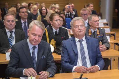 Näkökulma: Pekka Haavisto suosituin presidentiksi, mutta ei se auta Ville Niinistön puheenjohtajakauden jälkeisestä krapulasta kärsivää puoluetta eduskuntavaaleissa