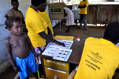 Itsenäisyyteen pyrkivä Bougainville äänestää parlamentista – ehdolla on ennätysmäärä naisia, mutta monen tie voi katketa vaalijärjestelmään