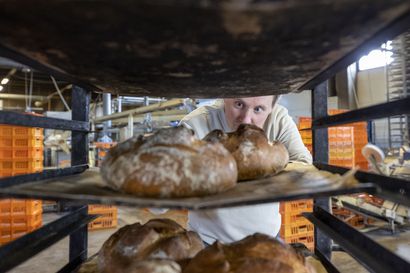 Oulun seudun leipomoissa leipäpussipulaa ja tuotantokatkoksia, leipähyllyllä hinnat nousevat – “Kahdenkymmenen vuoden urani aikana ei ole ollut tällaista”