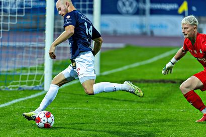 KuPS latoi 13 minuutissa viisi maalia AC Oulun verkkoon – Oululaisilla lähes kaikki avainpelaajat sivussa