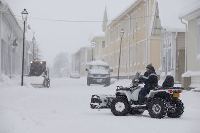 Vanhan Raahen lumitöistä vääntöä - kaupunki ei lämpene kuntalaisaloitteen ratkaisuehdotuksille