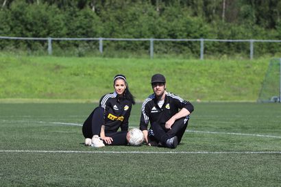 Vastakkain ainoastaan kerran kesässä: jalkapallo on Timi Knuutisen ja Silja Mattilan yhteinen harrastus